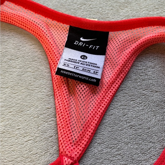 Nike Dri Fit Pink Leopard Print Athletic Tank Top - Picture 4 of 5